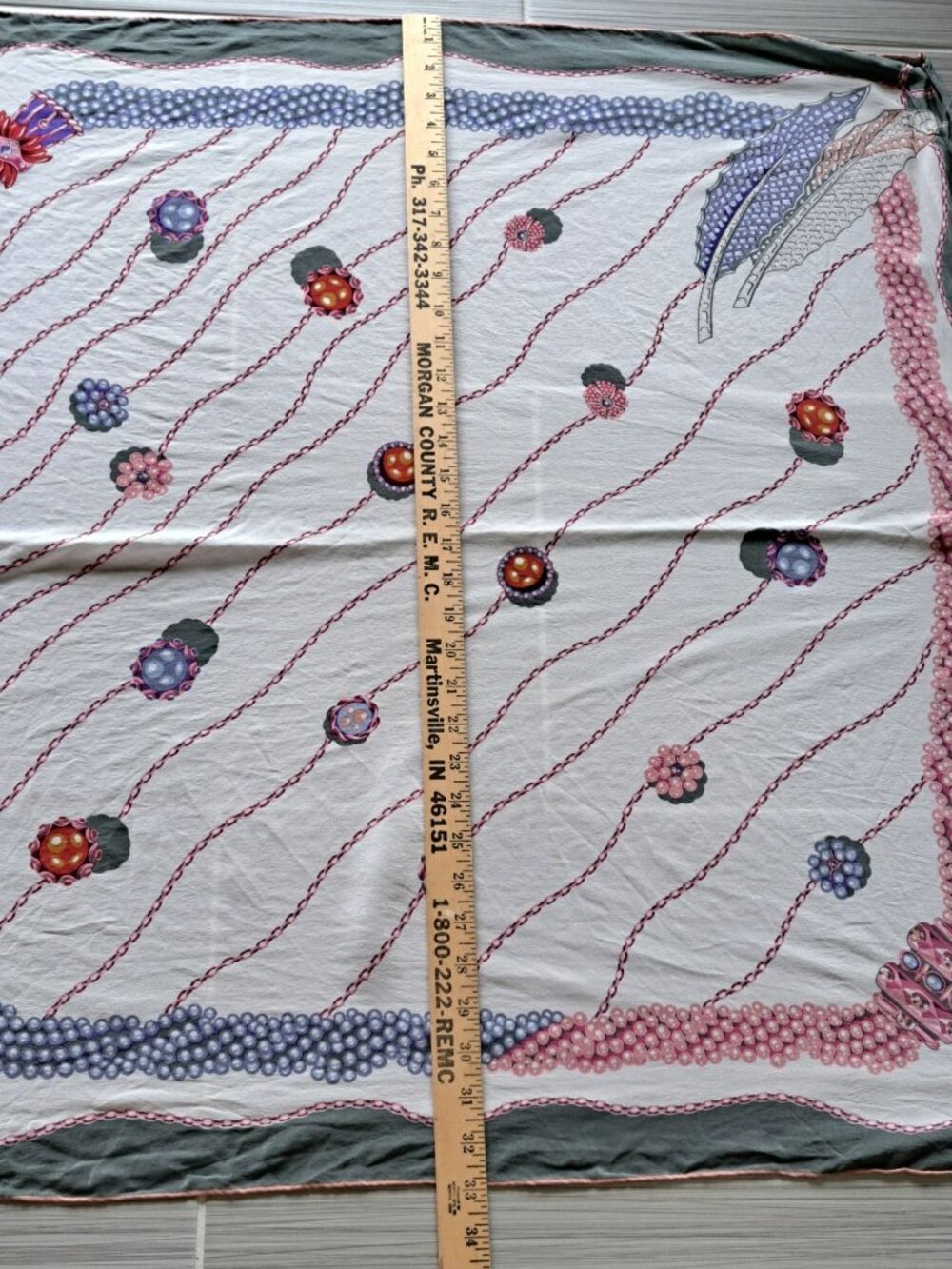Christian Fischbacher 100% Silk Floral Scarf 33" Square Multicolor Womens - Picture 7 of 8